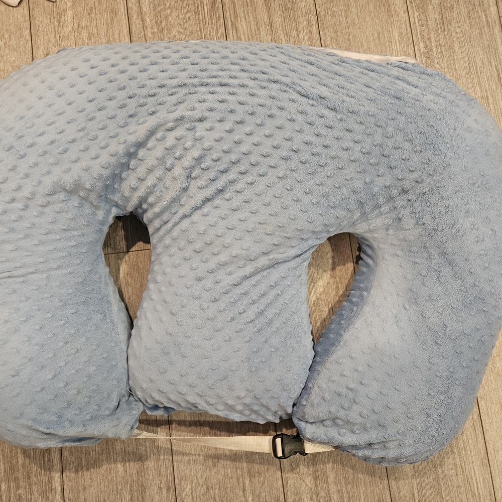 Twinz Twin Z Nursing Feeding Pillow Blue Read And Look At Pics